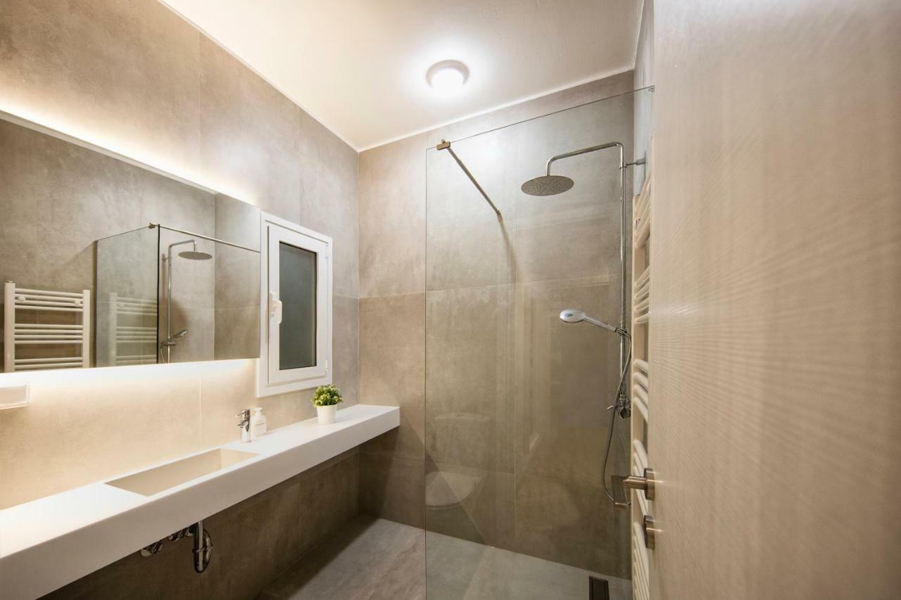 Kolonaki Square Executive Apartment Афины Экстерьер фото